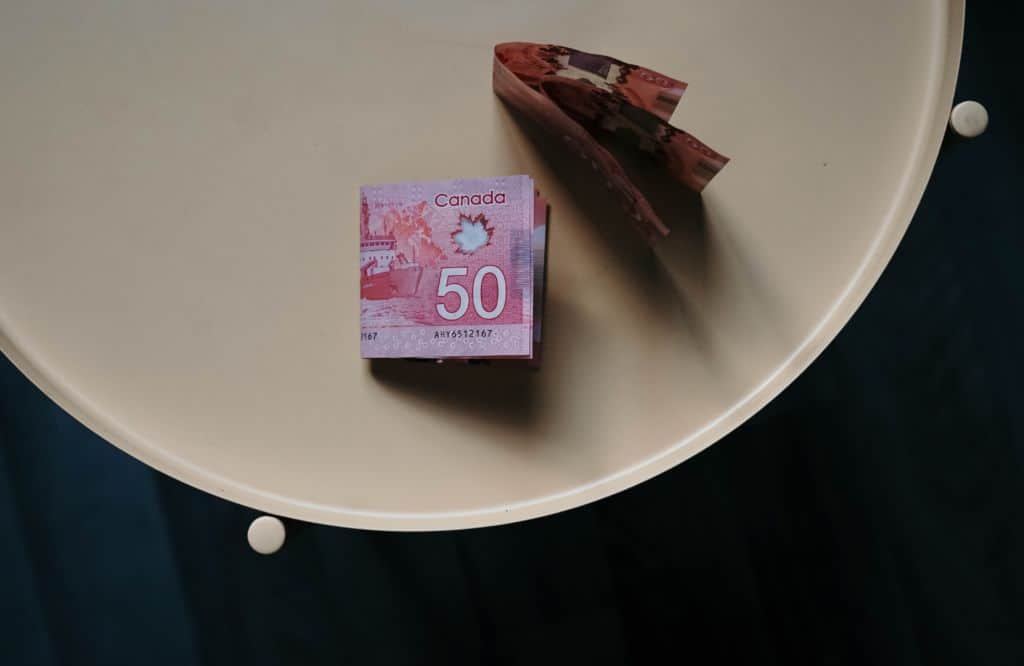 The Canada Revenue Agency and Divorce 17 The Canada Revenue Agency and Divorce 8